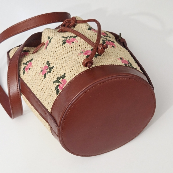 SEZANE MINI FARROW RAPHIA CROSSBODY BUCKET BAG SMALL PINK FLORAL EMBROIDERY - Picture 11 of 11